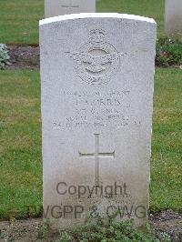 Reichswald Forest War Cemetery - Morris, Thomas